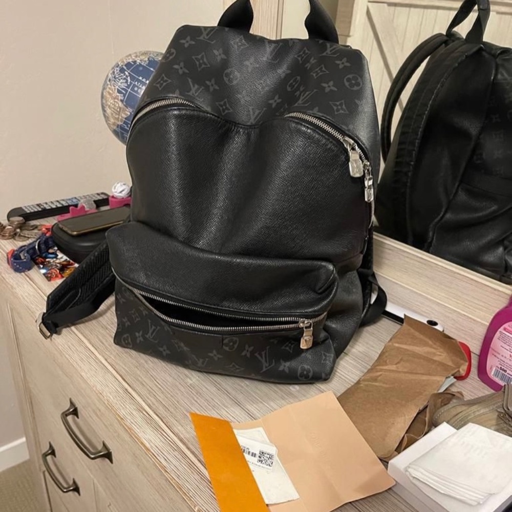 LV Backpack - Picture 2 of 3